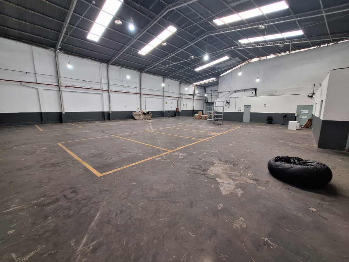 Conheça PÁTIO FUNDOS. do imóvel - GALPÃO 3.800M² / REFORMADO / 2.200M² PISO / SANTO CRISTO - HCGA00009 - 8 PÁTIO FUNDOS. - 8