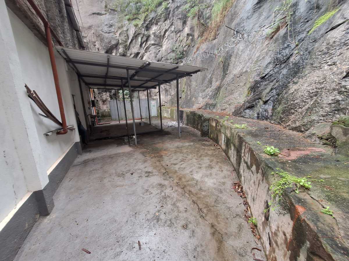 Conheça ÁREA EXTERNA. do imóvel - GALPÃO 3.800M² / REFORMADO / 2.200M² PISO / SANTO CRISTO - HCGA00009 - 10 ÁREA EXTERNA. - 10