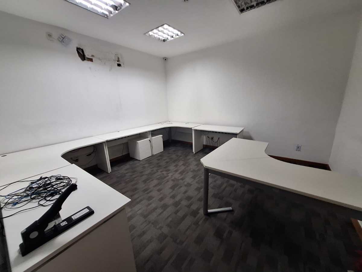 Conheça SALAS. do imóvel - GALPÃO 3.800M² / REFORMADO / 2.200M² PISO / SANTO CRISTO - HCGA00009 - 14 SALAS. - 14