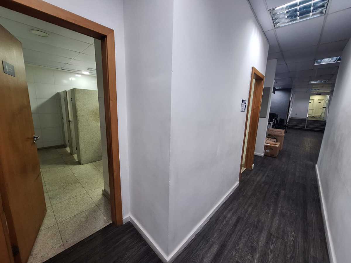 Conheça ÁREA ADM. do imóvel - GALPÃO 3.800M² / REFORMADO / 2.200M² PISO / SANTO CRISTO - HCGA00009 - 16 ÁREA ADM. - 16