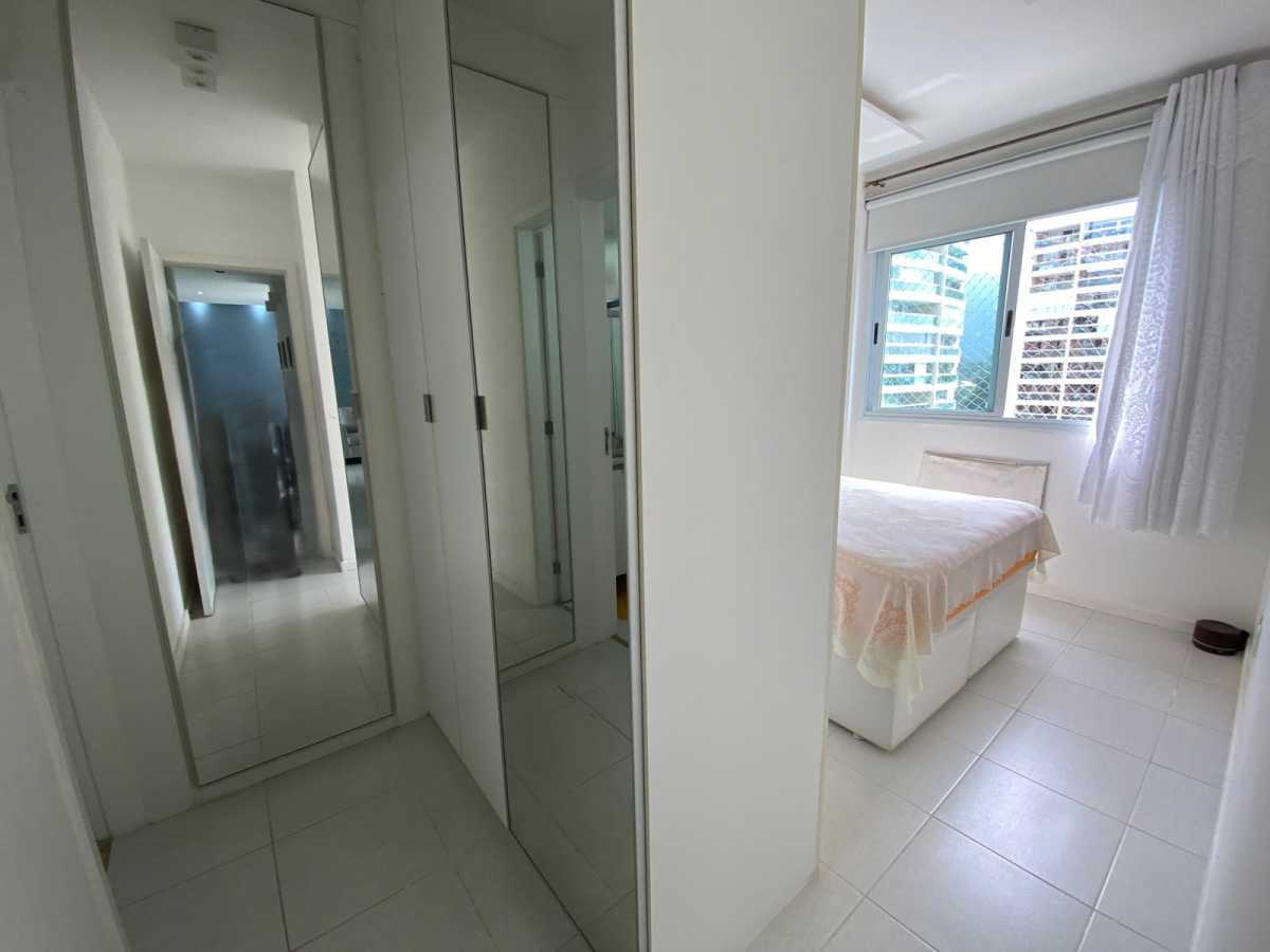 Conheça SUÍTE-CLOSET. do imóvel - Barra da Tijuca / Libertà / 3 quartos / Suíte / Varanda / Área de Lazer - HCAP30003 - 11 SUÍTE-CLOSET. - 11