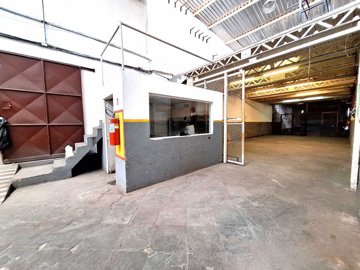 Conheça GALPÃO do imóvel - Galpão 900m² / Praça da Bandeira / doca / reformado - HCGA00012 - 5 GALPÃO - 5