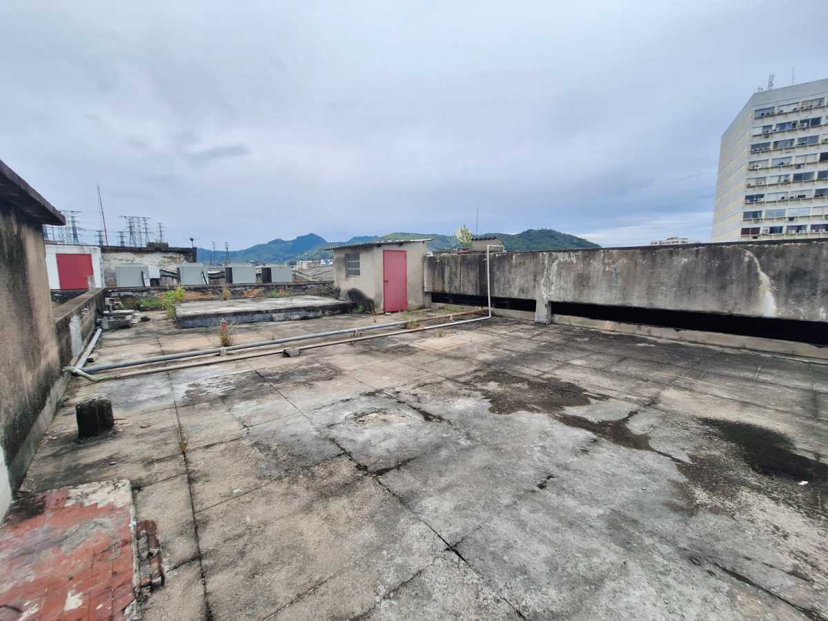 Conheça TERRAÇO. do imóvel - Madureira: Prédio / Lojão, com 4 pavimentos, garagem subterrânea - HCLJ00001 - 19 TERRAÇO. - 19