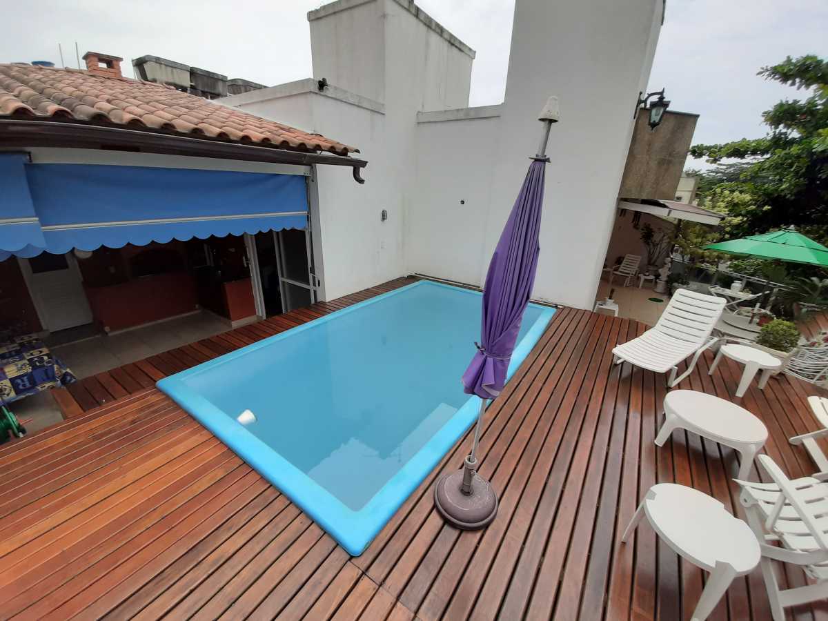 PISCINA - 23