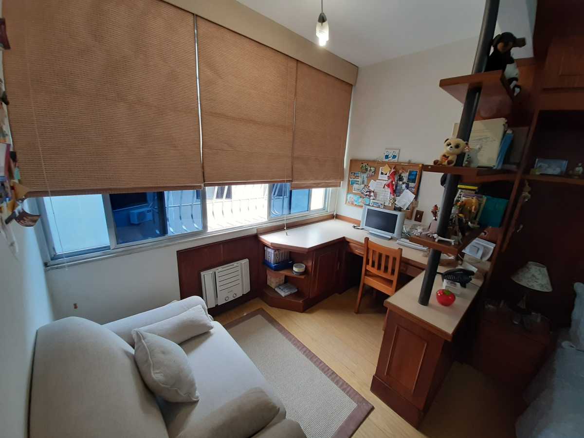 QUARTO3 - 28