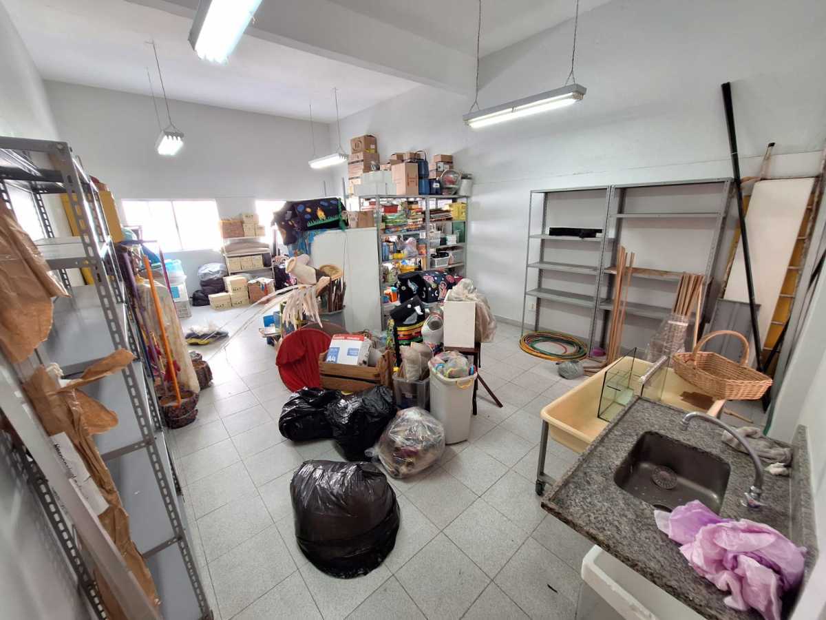 SALA1 PAV4 - 18