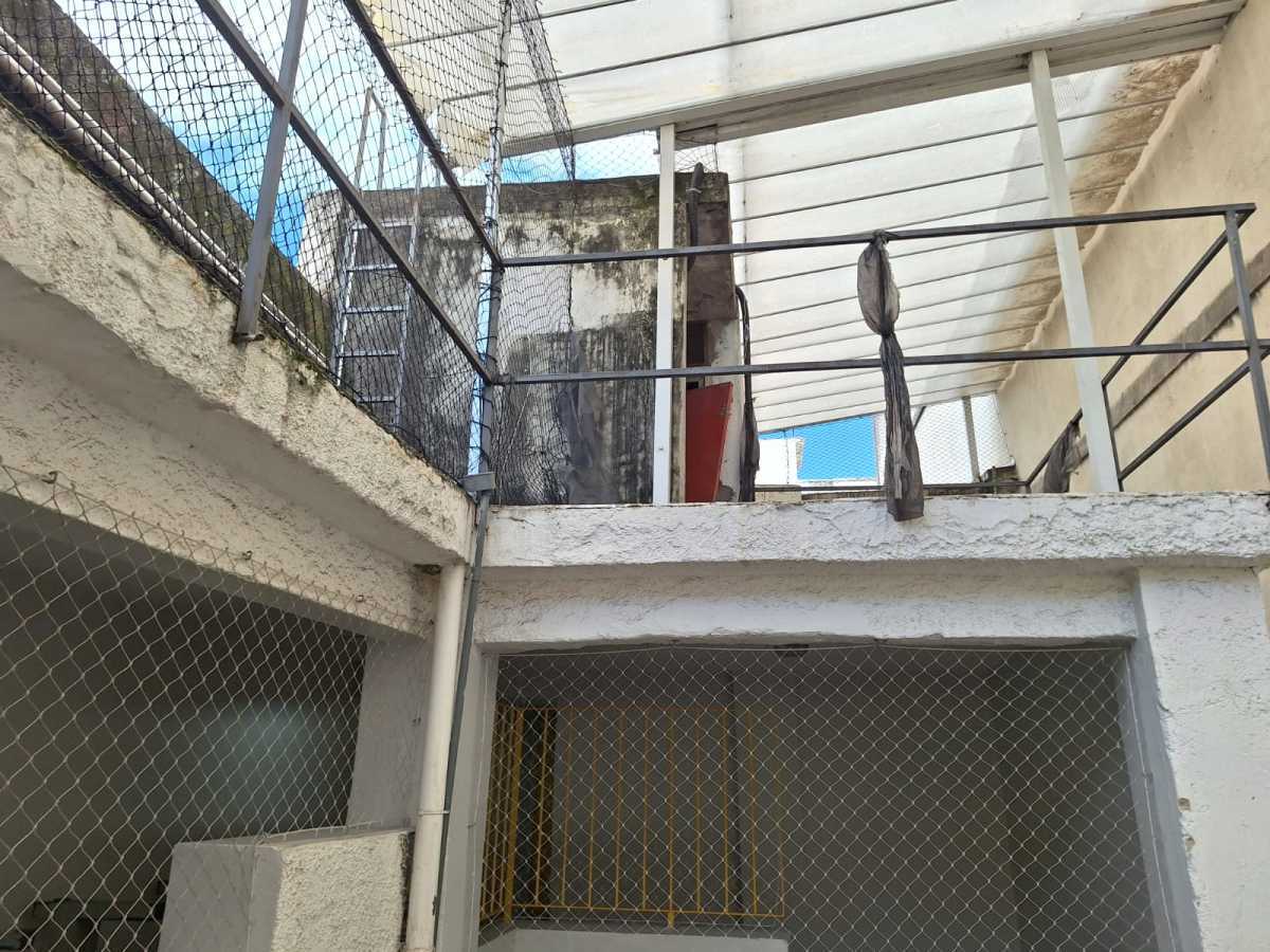 TERRAÇO. - 21
