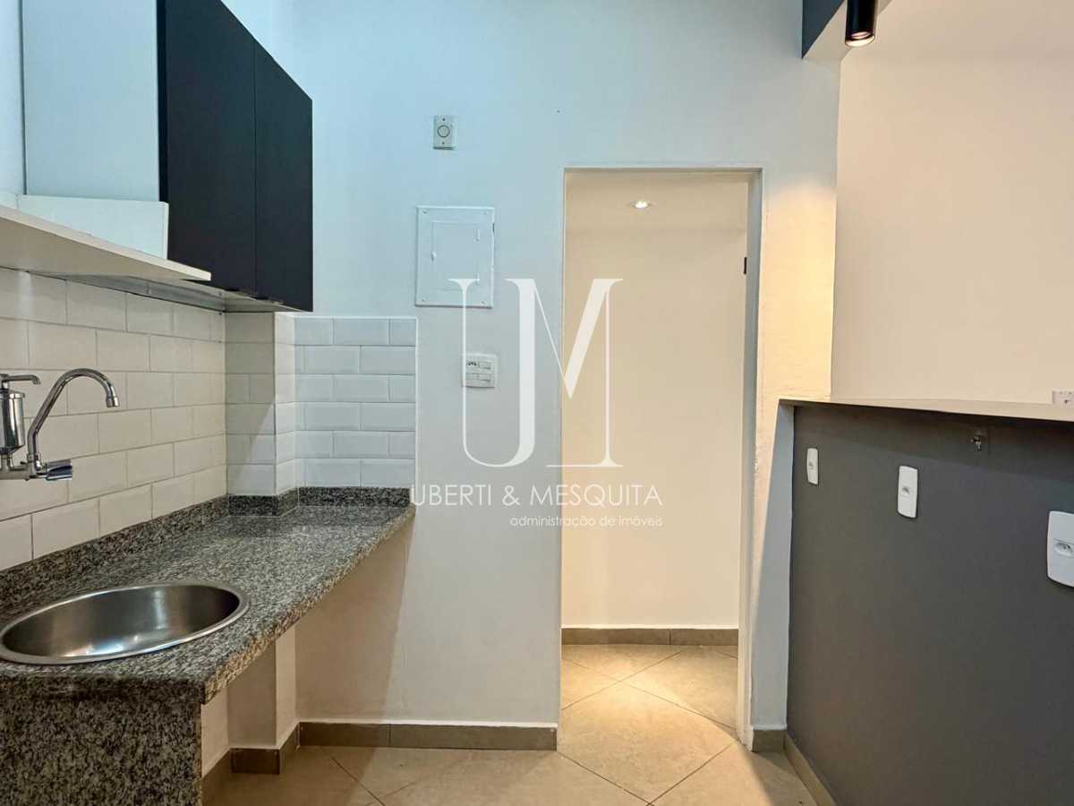 Conheça cozinha do imóvel - Apartamento com Área Privativa para alugar Rua Jardim Botânico, Jardim Botânico, Rio de Janeiro - R$ 4.200 - 85-002 - 17 cozinha - 17