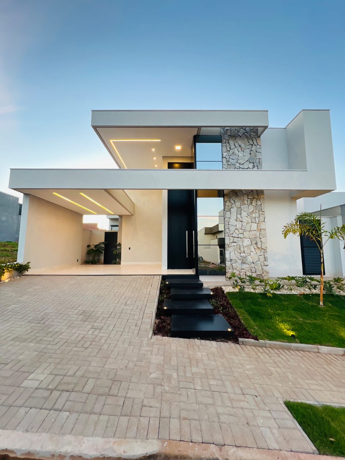 Conheça image do imóvel - Casa em Condomínio 3 quartos à venda Village Provence, São José do Rio Preto - R$ 1.590.000 - 191 - 2 image - 2