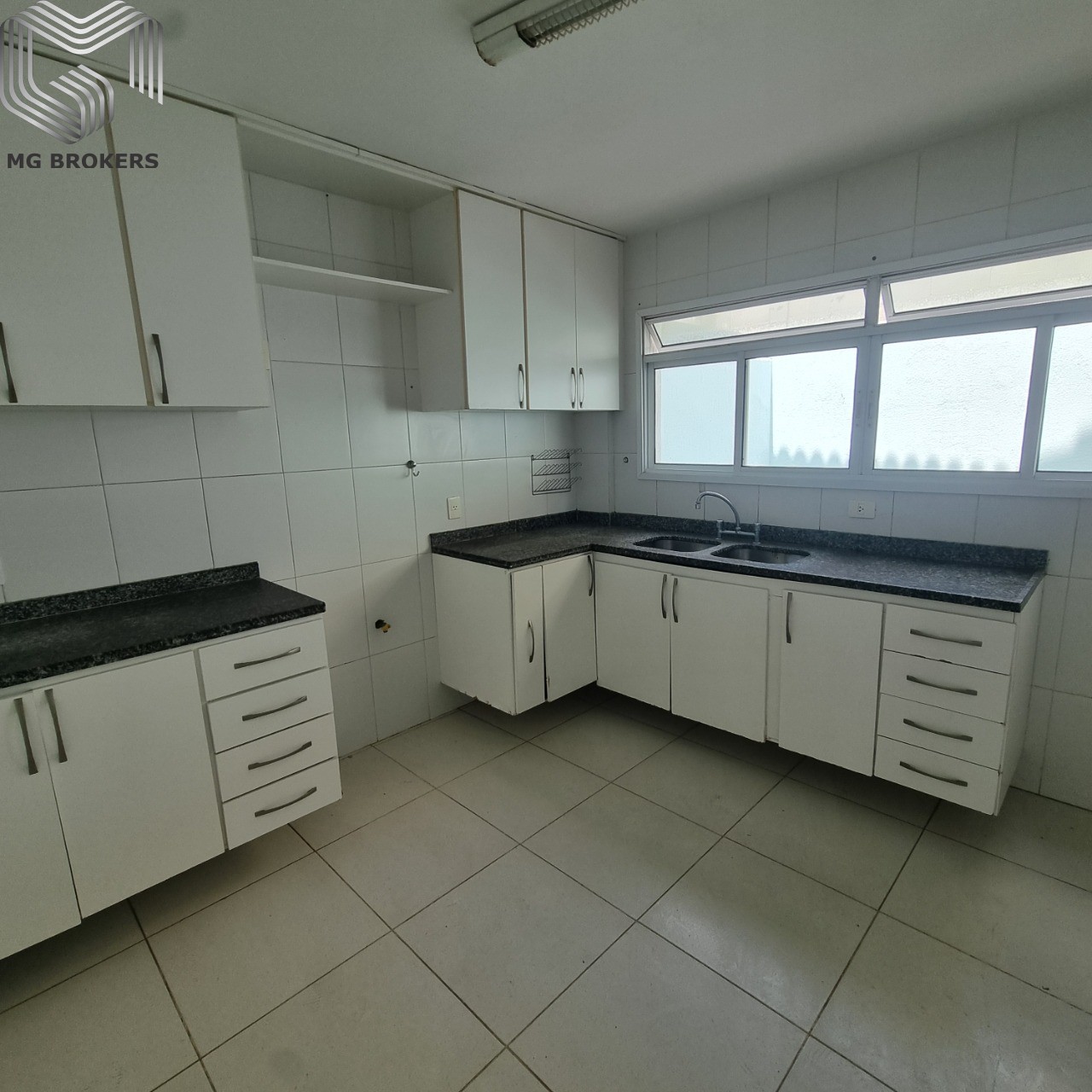 Conheça Foto 10 do imóvel - Casa em Condomínio à venda Avenida Tim Maia, Recreio dos Bandeirantes, Rio de Janeiro - R$ 1.280.000 - MGB0467 - 10 Foto 10 - 10