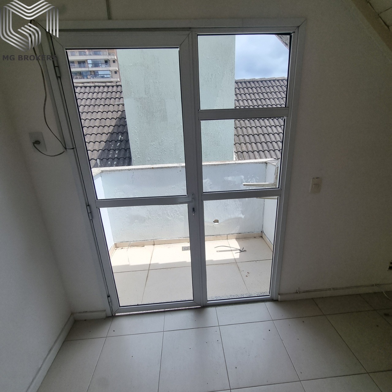 Conheça Foto 35 do imóvel - Casa em Condomínio à venda Avenida Tim Maia, Recreio dos Bandeirantes, Rio de Janeiro - R$ 1.280.000 - MGB0467 - 35 Foto 35 - 35