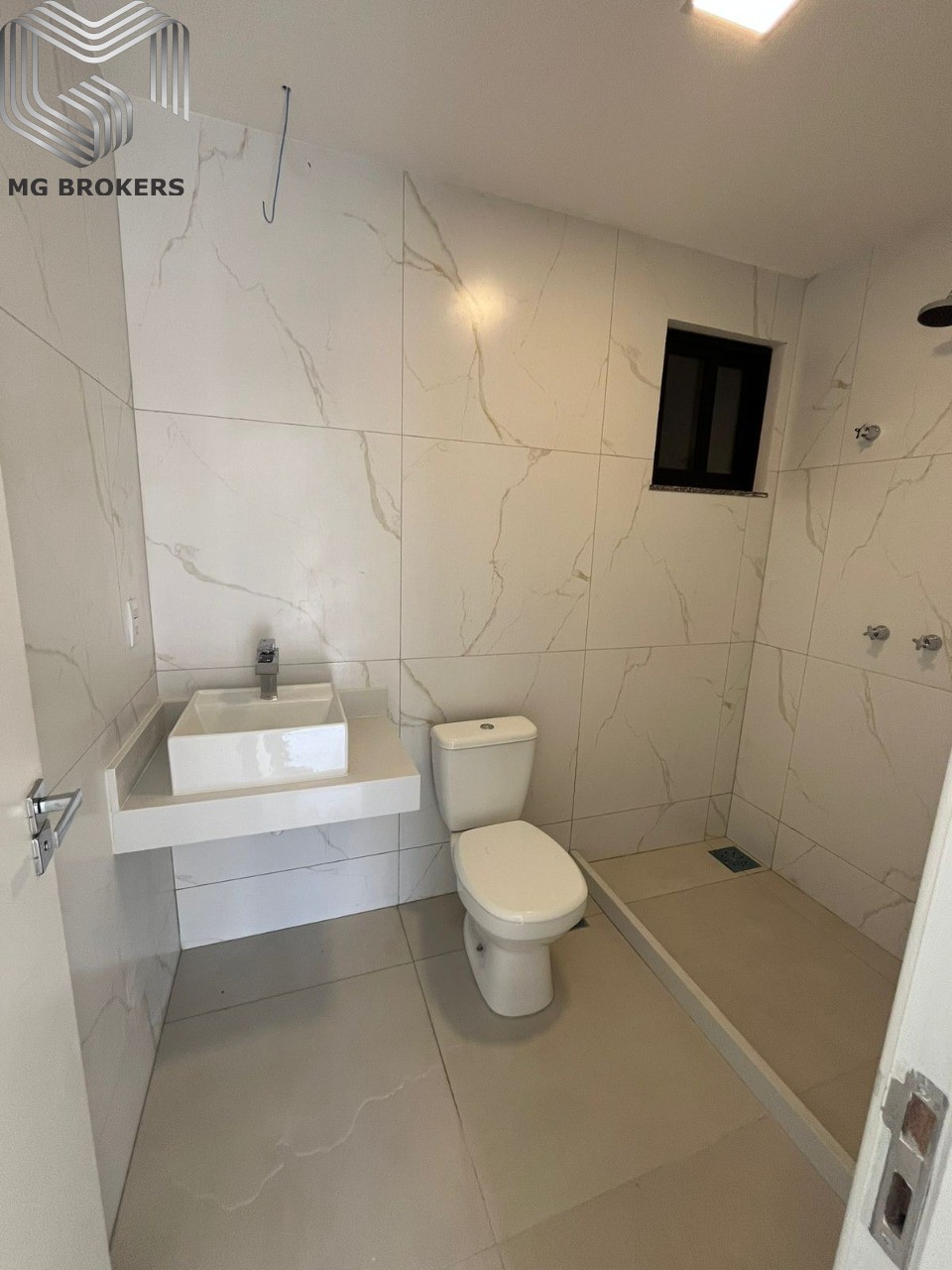 Conheça Foto 15 do imóvel - Casa em Condomínio à venda Rua Desembargador Wellington Jones Paiva, Vargem Pequena, Rio de Janeiro - R$ 1.790.000 - MGB0469 - 15 Foto 15 - 15