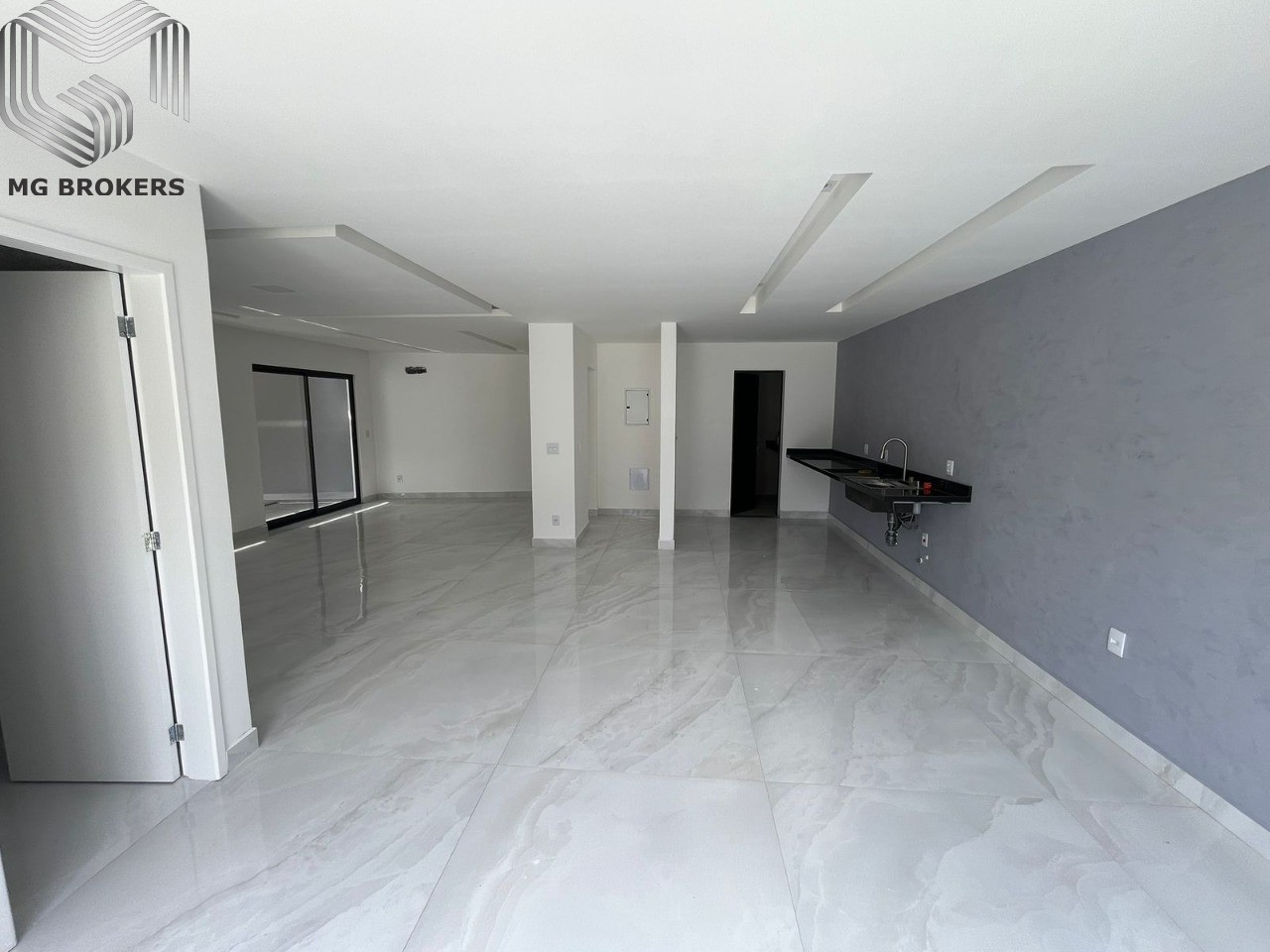 Conheça Foto 16 do imóvel - Casa em Condomínio à venda Rua Desembargador Wellington Jones Paiva, Vargem Pequena, Rio de Janeiro - R$ 1.790.000 - MGB0469 - 16 Foto 16 - 16