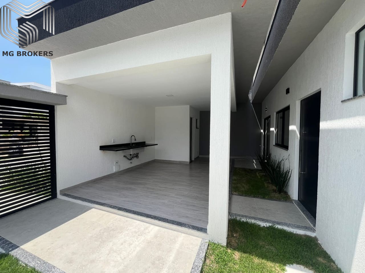 Conheça Foto 08 do imóvel - Casa em Condomínio à venda Rua Desembargador Wellington Jones Paiva, Vargem Pequena, Rio de Janeiro - R$ 1.790.000 - MGB0469 - 8 Foto 08 - 8