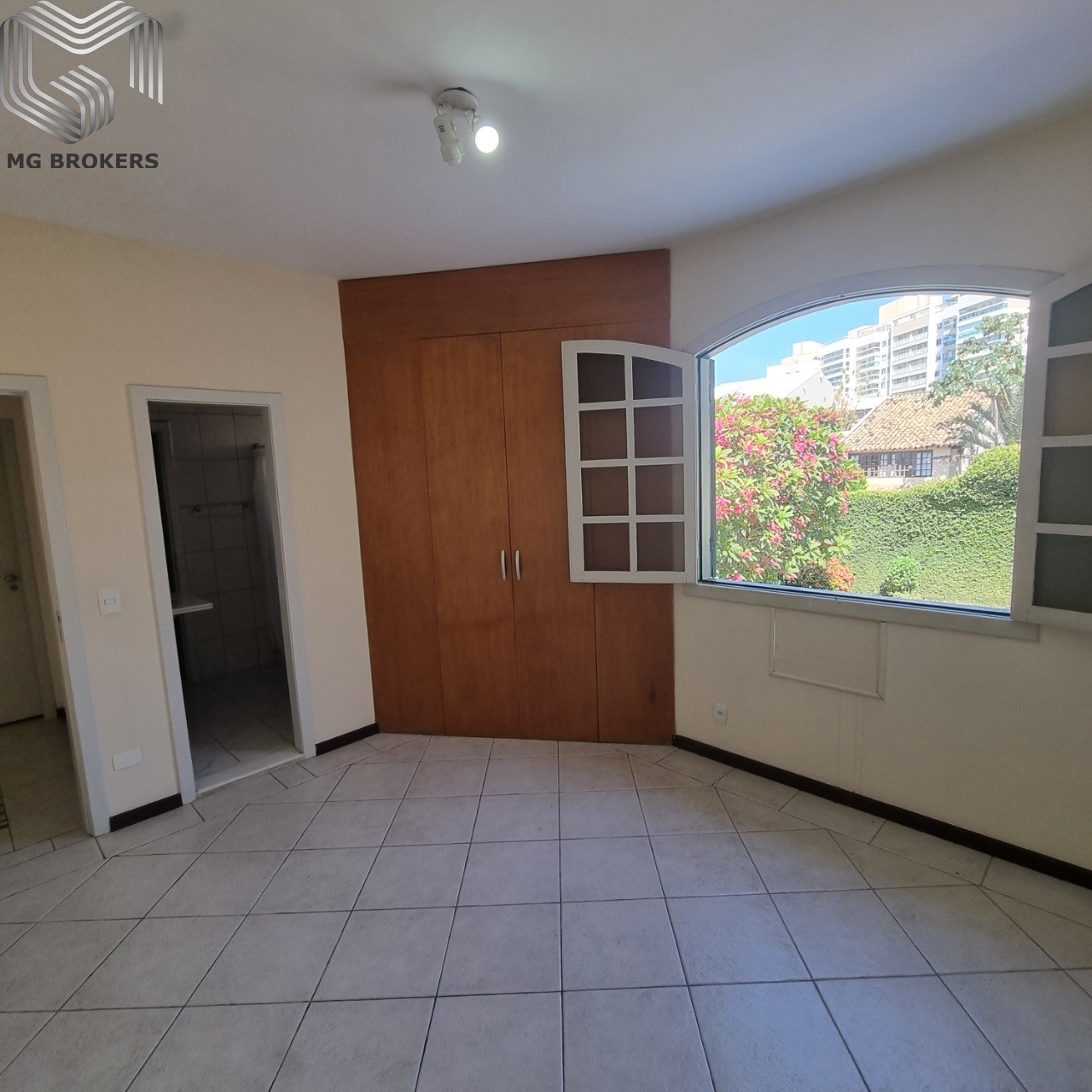 Conheça Foto 24 do imóvel - Casa em Condomínio à venda Rua Professora Isabel Monerat, Recreio dos Bandeirantes, Rio de Janeiro - R$ 1.900.000 - MGB0470 - 22 Foto 24 - 22