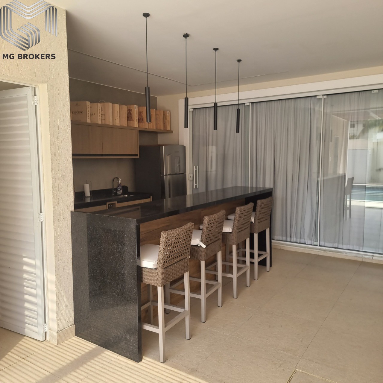 Conheça Area Gourmet do imóvel - Casa em Condomínio à venda Rua Armando Santos, Recreio dos Bandeirantes, Rio de Janeiro - R$ 2.900.000 - MGB0472 - 2 Area Gourmet - 2