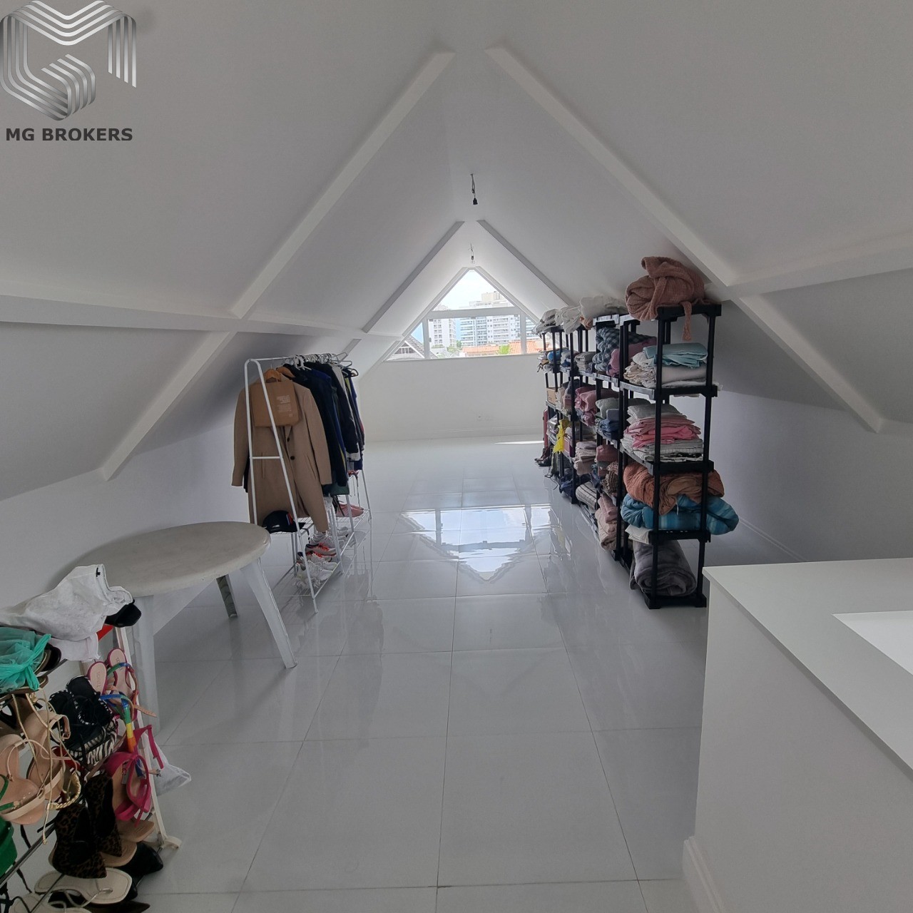 Conheça Espaco Familia do imóvel - Casa em Condomínio à venda Rua Armando Santos, Recreio dos Bandeirantes, Rio de Janeiro - R$ 2.900.000 - MGB0472 - 31 Espaco Familia - 31