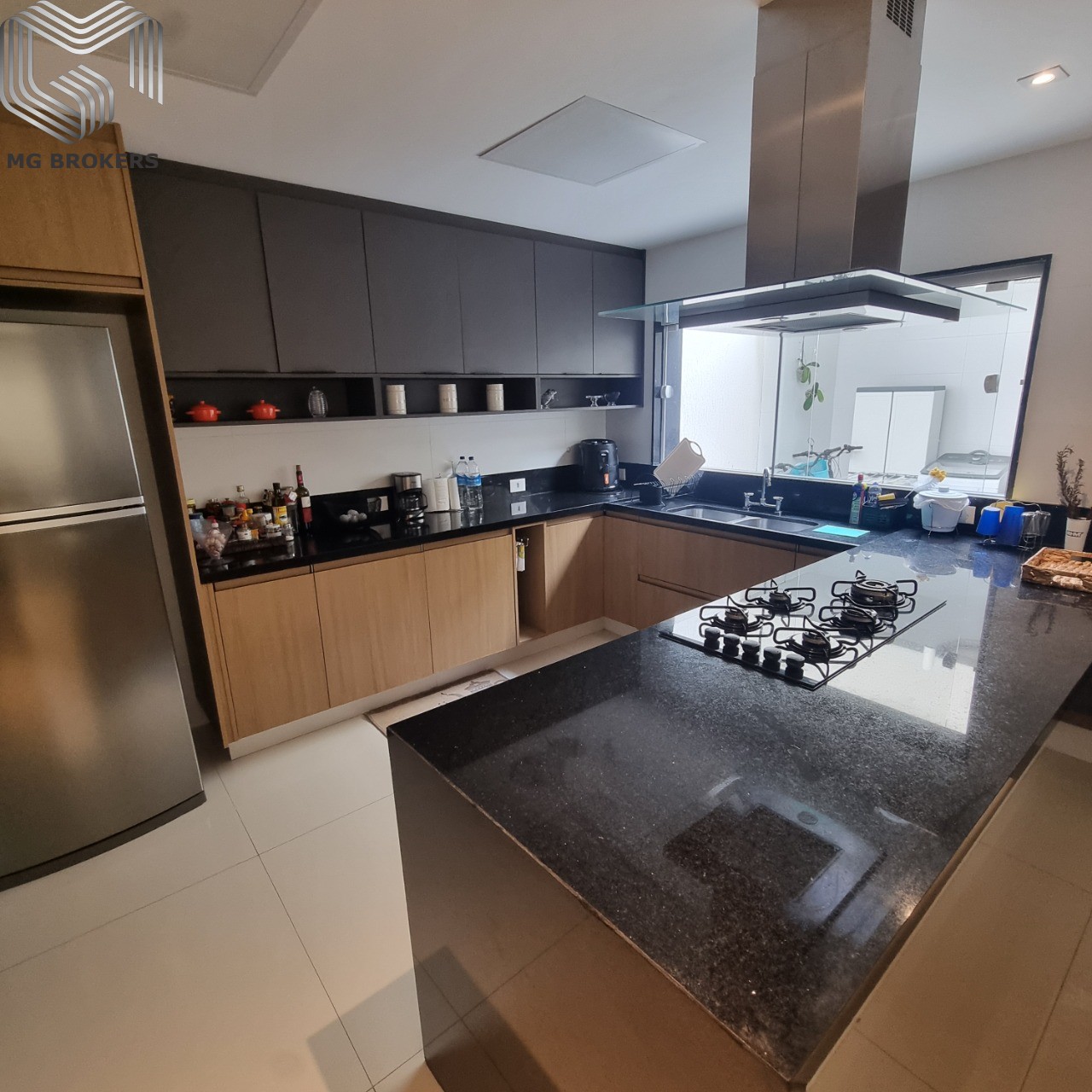 Conheça Cozinha do imóvel - Casa em Condomínio à venda Rua Armando Santos, Recreio dos Bandeirantes, Rio de Janeiro - R$ 2.900.000 - MGB0472 - 40 Cozinha - 40