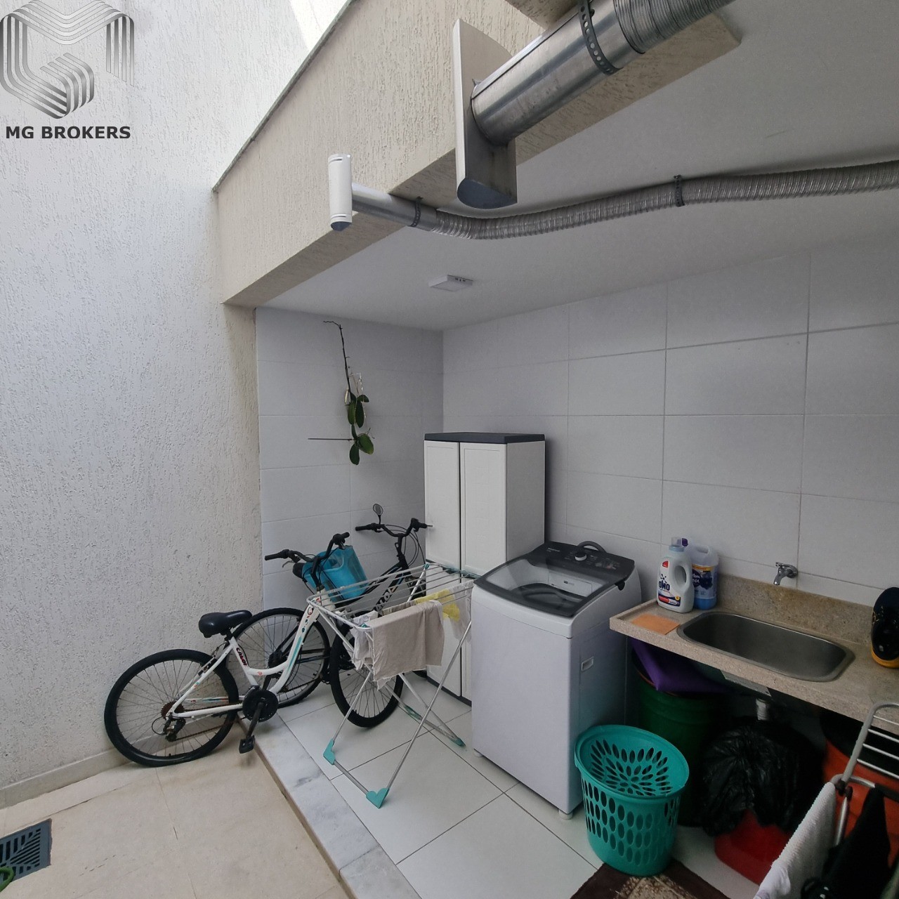 Conheça Foto 30 do imóvel - Casa em Condomínio à venda Rua Armando Santos, Recreio dos Bandeirantes, Rio de Janeiro - R$ 2.900.000 - MGB-0481 - 30 Foto 30 - 30