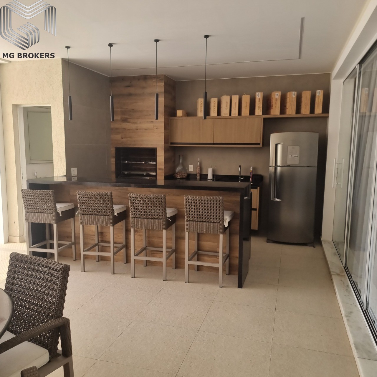 Conheça Foto 04 do imóvel - Casa em Condomínio à venda Rua Armando Santos, Recreio dos Bandeirantes, Rio de Janeiro - R$ 2.900.000 - MGB-0481 - 4 Foto 04 - 4