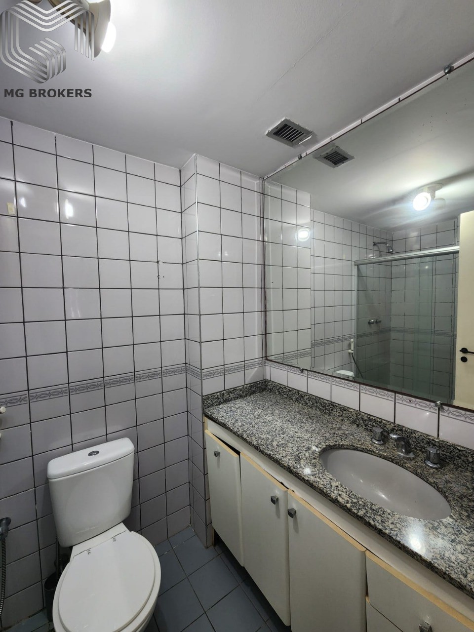 Conheça Foto 01 do imóvel - Apartamento à venda Rua Marlo da Costa e Souza, Barra da Tijuca, Rio de Janeiro - R$ 585.000 - MGB0483 - 14 Foto 01 - 14