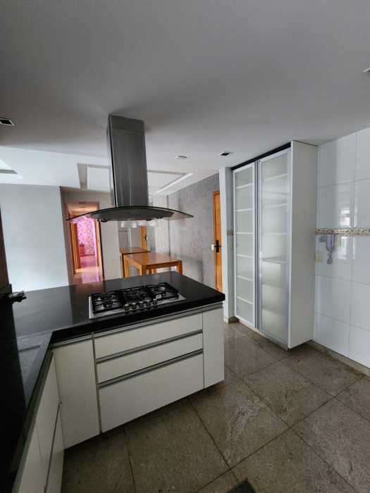 Conheça cozinha5. do imóvel - Apartamento à venda Avenida Flamboyants da Península, Barra da Tijuca, Rio de Janeiro - R$ 1.680.000 - MGAP30002 - 8 cozinha5. - 8