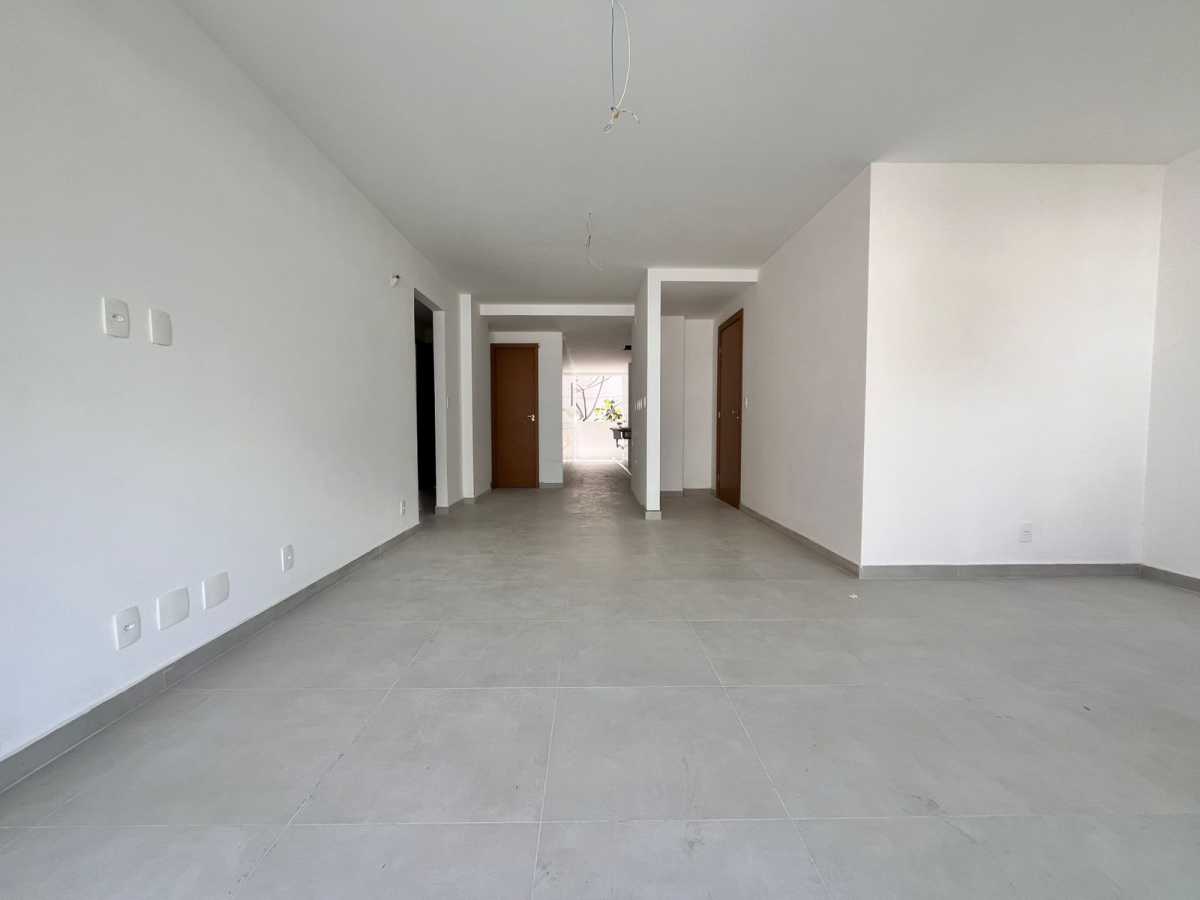 Conheça Sala do imóvel - Cobertura à venda Rua Clóvis Beviláqua, Tijuca, Rio de Janeiro - R$ 1.376.000 - MGCO30001 - 6 Sala - 6