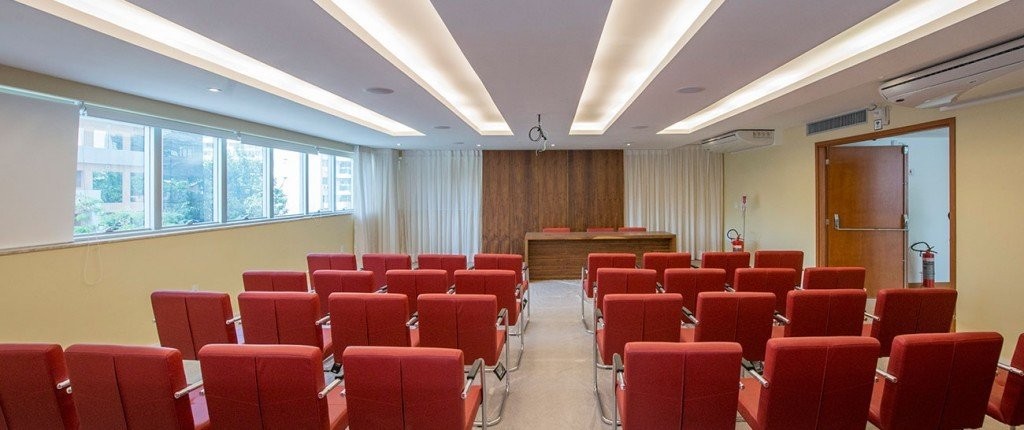 Conheça Auditorio do imóvel - Sala Comercial 22m² à venda Estrada dos Três Rios, Freguesia (Jacarepaguá), Rio de Janeiro - R$ 84.000 - 0000002 - 5 Auditorio - 5