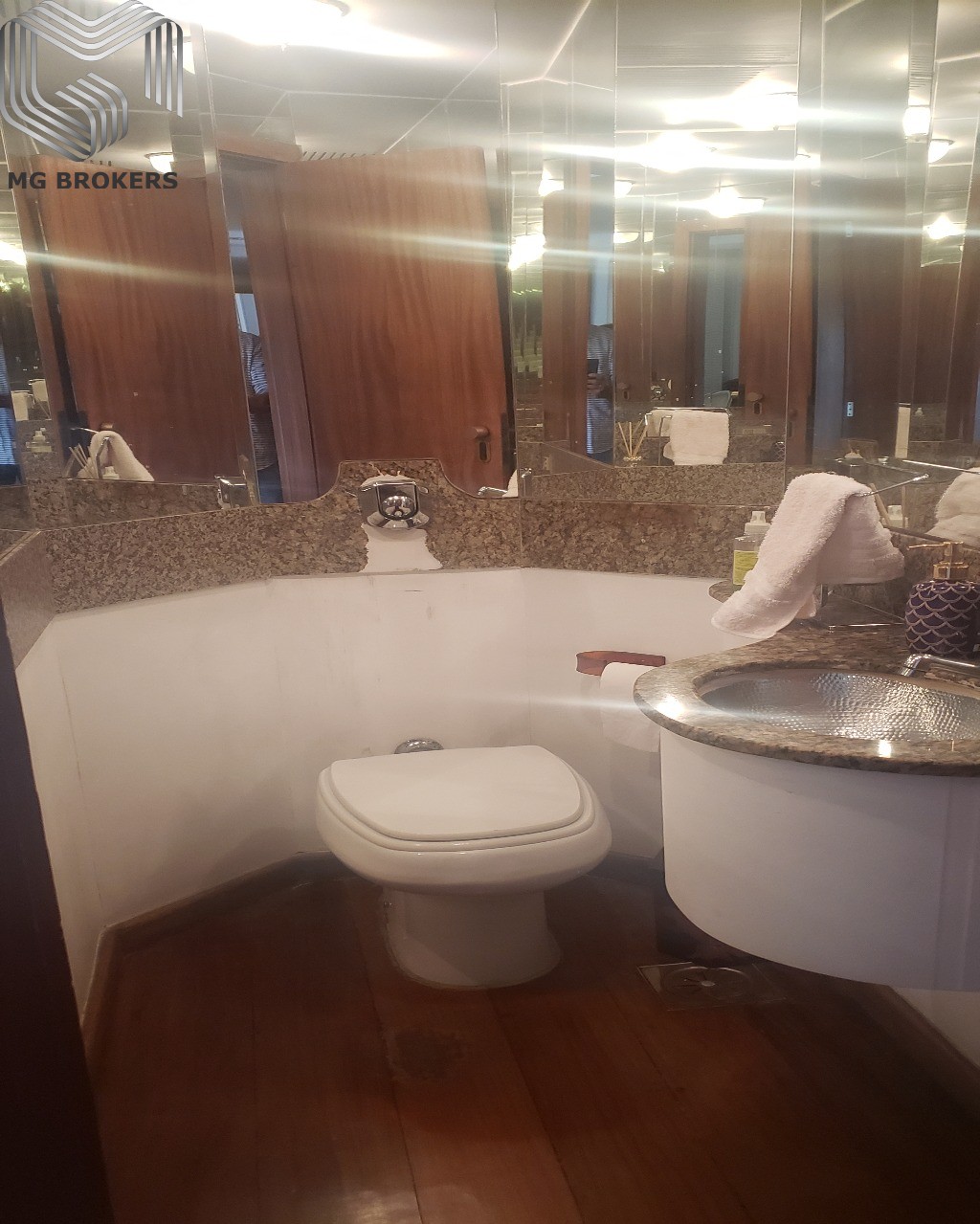 Conheça Foto 01 do imóvel - Apartamento à venda Avenida Rodolfo Amoedo, Barra da Tijuca, Rio de Janeiro - R$ 1.470.000 - MGB0331 - 13 Foto 01 - 13