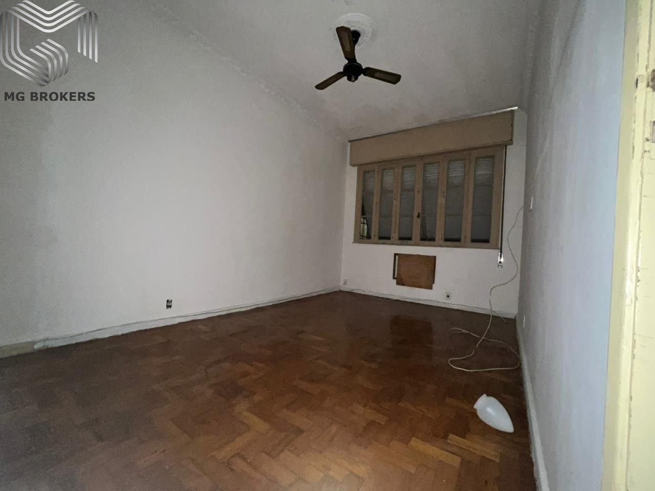 Conheça Foto 24 do imóvel - Apartamento à venda Praça Almirante Jaceguai, Centro, Rio de Janeiro - R$ 580.000 - MGB0353 - 24 Foto 24 - 24