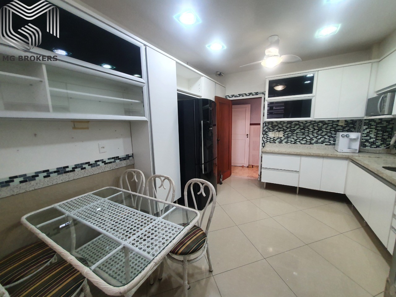 Conheça Foto 13 do imóvel - Apartamento à venda Rua Bulhões de Carvalho, Copacabana, Rio de Janeiro - R$ 1.880.000 - mgb0357 - 18 Foto 13 - 18