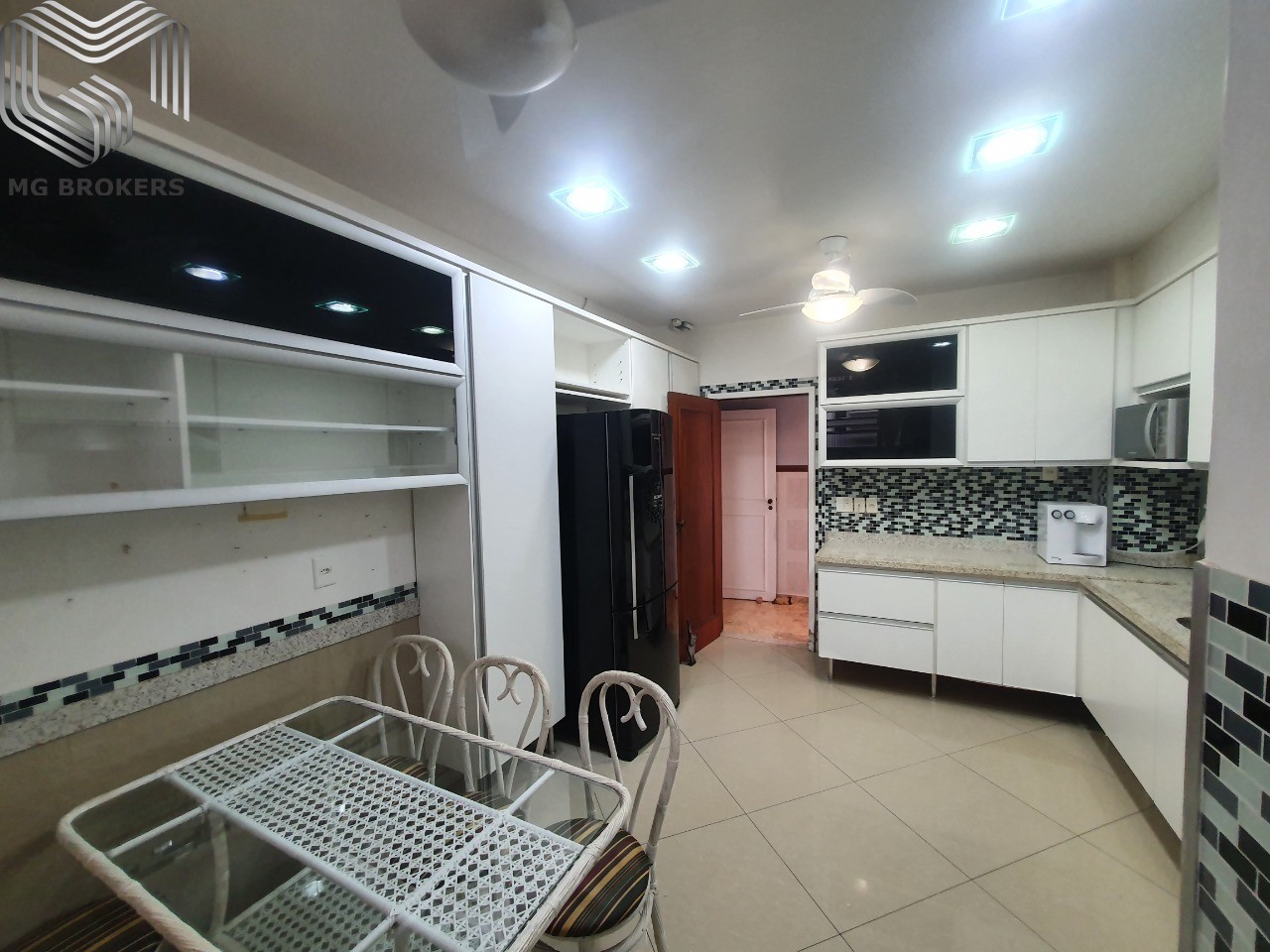 Conheça Foto 27 do imóvel - Apartamento à venda Rua Bulhões de Carvalho, Copacabana, Rio de Janeiro - R$ 1.880.000 - mgb0357 - 28 Foto 27 - 28
