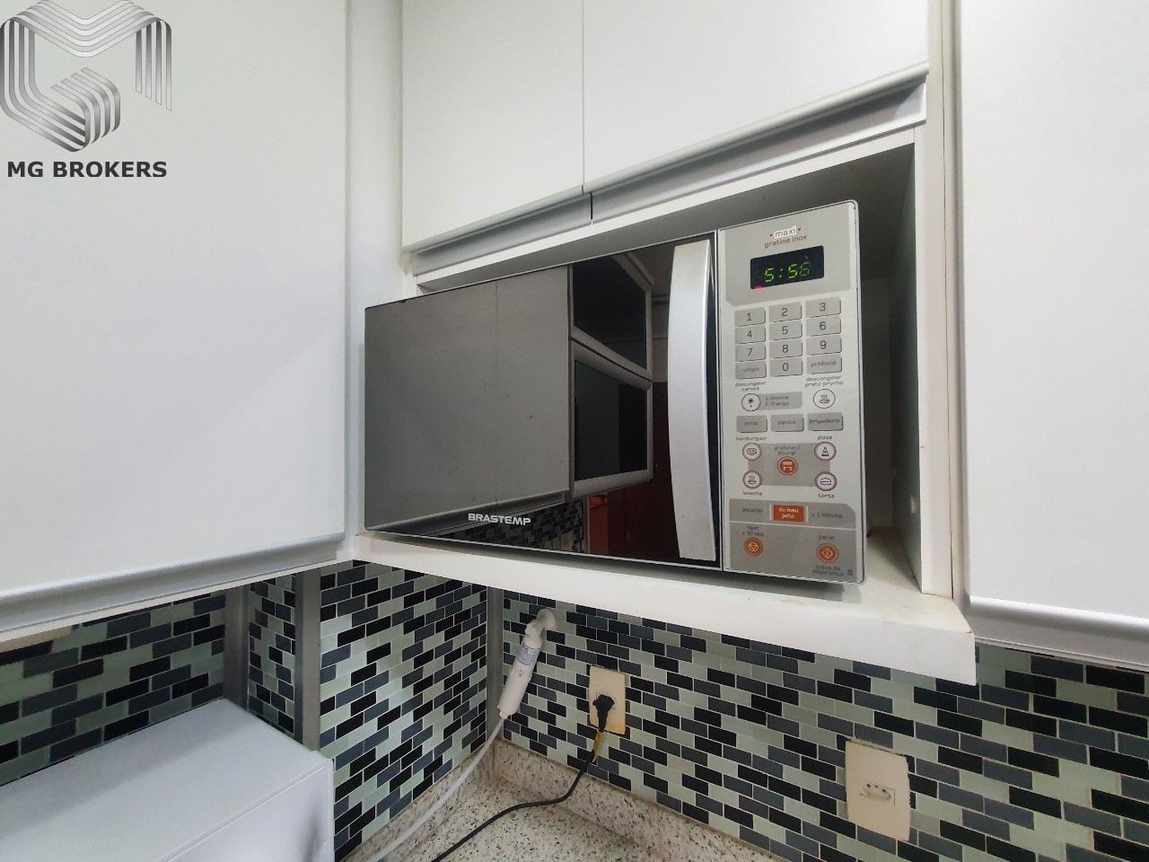 Conheça Foto 33 do imóvel - Apartamento à venda Rua Bulhões de Carvalho, Copacabana, Rio de Janeiro - R$ 1.880.000 - mgb0357 - 33 Foto 33 - 33