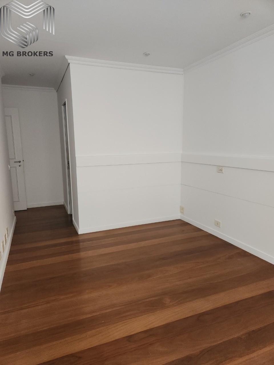 Conheça Foto 10 do imóvel - Apartamento à venda Rua Ivone Cavaleiro, Barra da Tijuca, Rio de Janeiro - R$ 2.380.000 - MGB0365 - 10 Foto 10 - 10