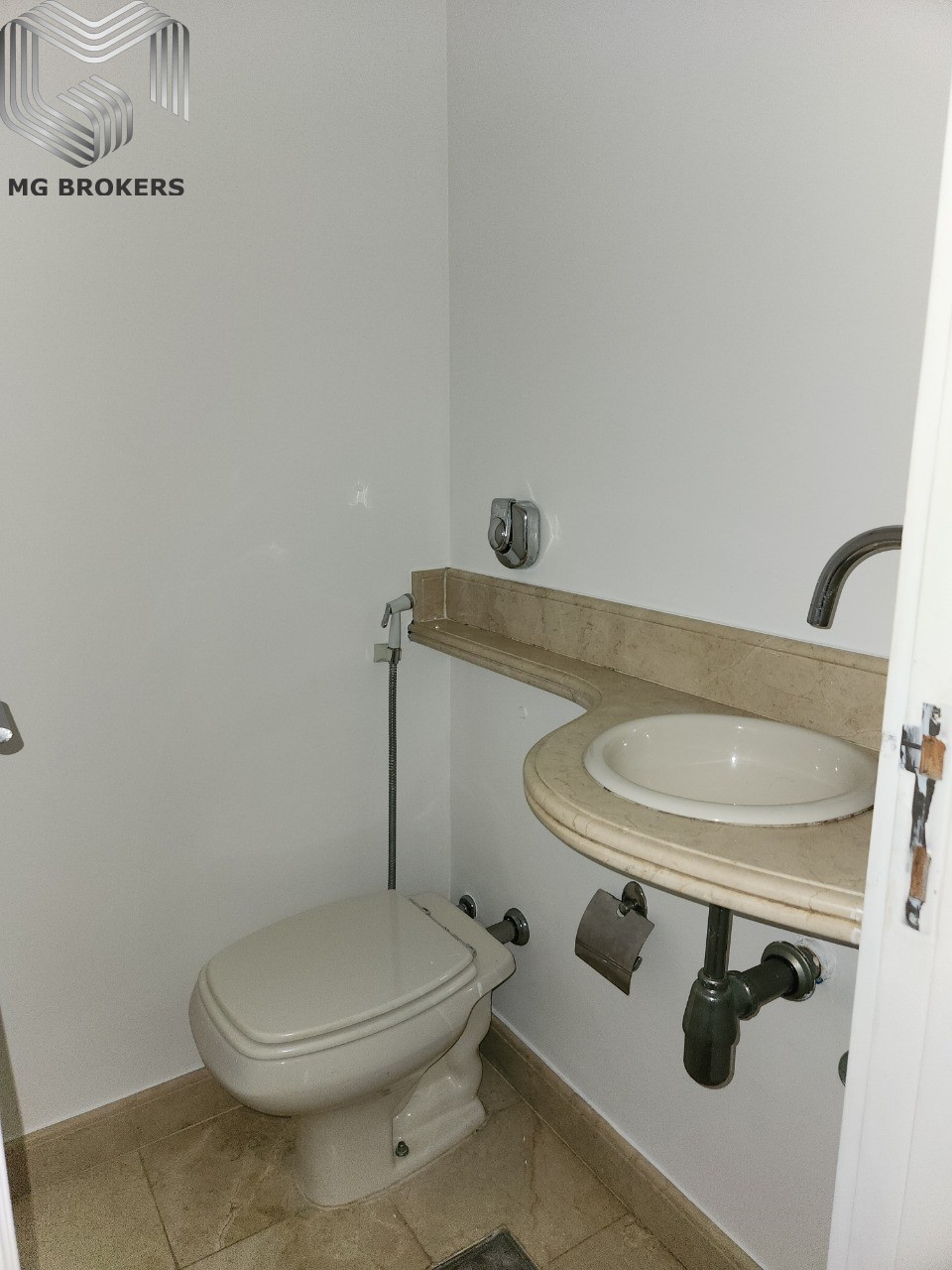Conheça Foto 06 do imóvel - Apartamento à venda Rua Ivone Cavaleiro, Barra da Tijuca, Rio de Janeiro - R$ 2.380.000 - MGB0365 - 8 Foto 06 - 8