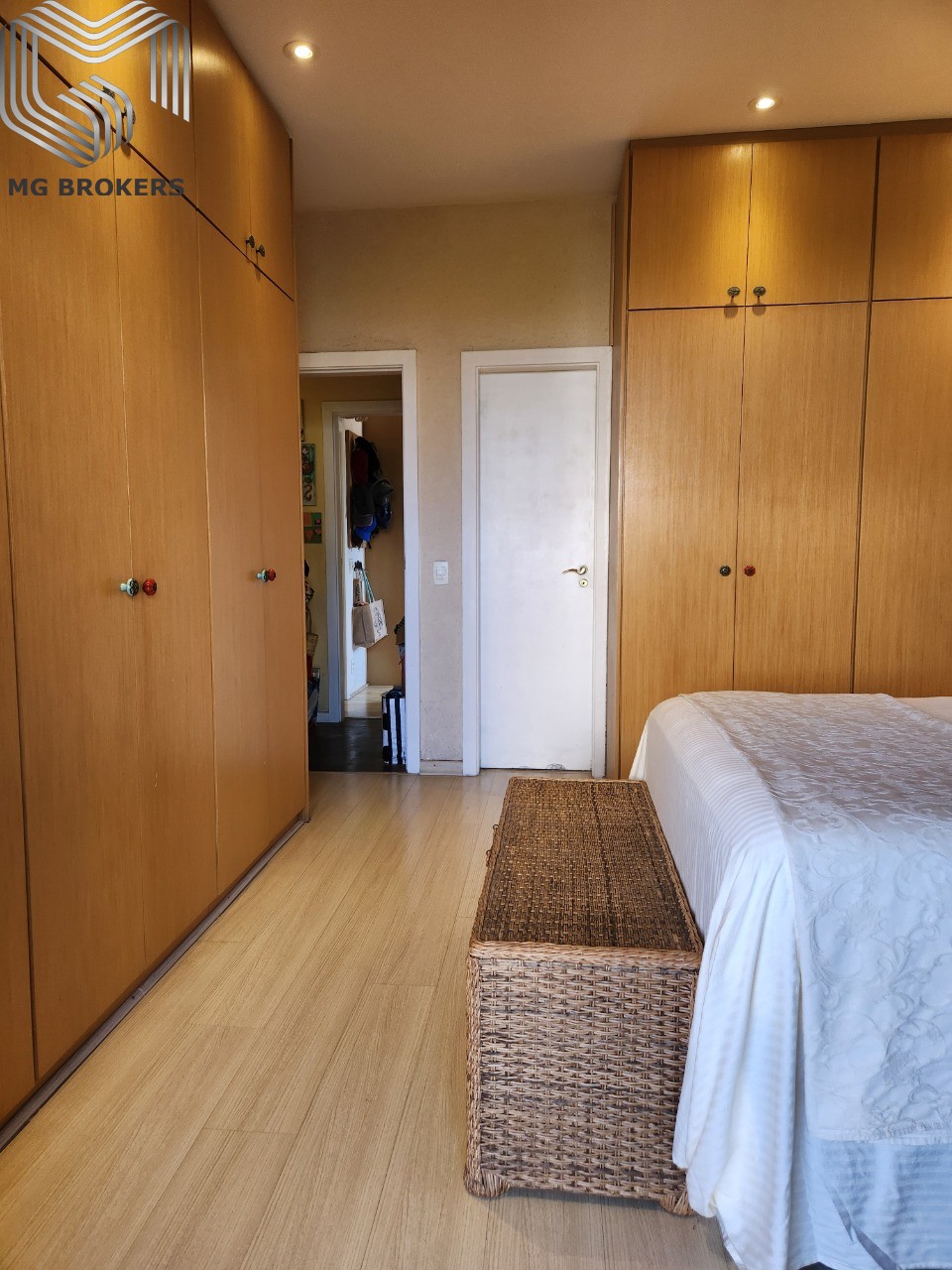 Conheça Foto 01 do imóvel - Apartamento à venda Rua Icarahy da Silveira, Barra da Tijuca, Rio de Janeiro - R$ 3.600.000 - MGB0368 - 11 Foto 01 - 11