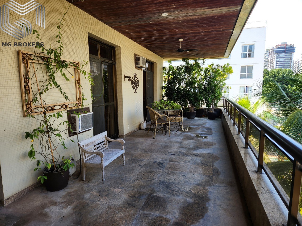 Conheça Foto 01 do imóvel - Apartamento à venda Rua Icarahy da Silveira, Barra da Tijuca, Rio de Janeiro - R$ 3.600.000 - MGB0368 - 21 Foto 01 - 21