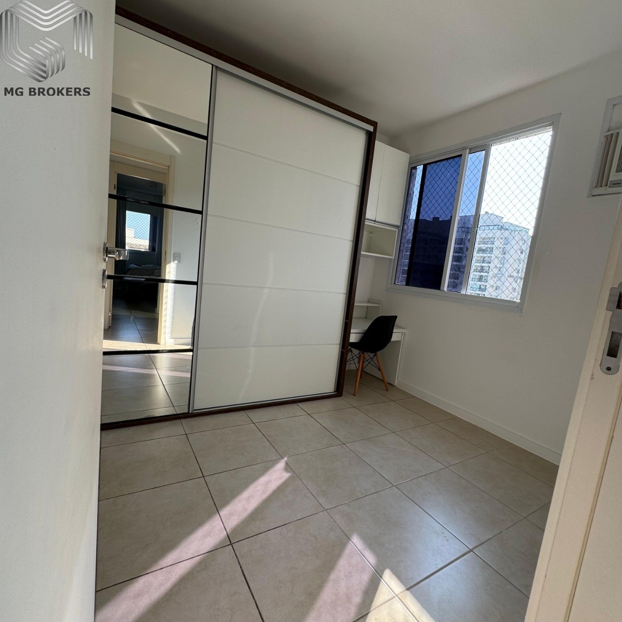Conheça Foto 02 do imóvel - Apartamento à venda Avenida Vice-Presidente José Alencar, Jacarepaguá, Rio de Janeiro - R$ 1.080.000 - IVAZMAYAAN - 2 Foto 02 - 2