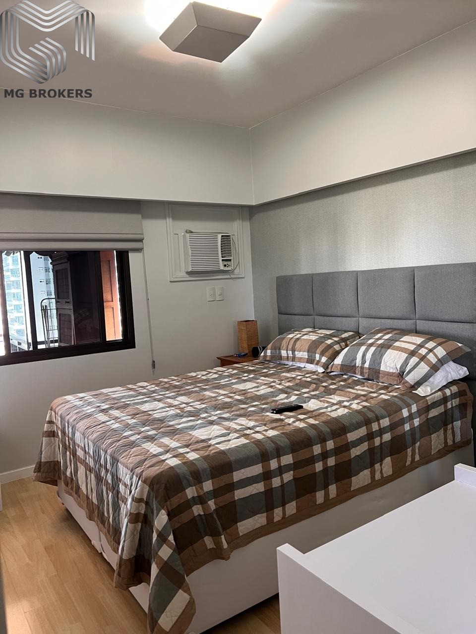 Conheça Foto 01 do imóvel - Apartamento à venda Avenida Prefeito Dulcídio Cardoso, Barra da Tijuca, Rio de Janeiro - R$ 765.000 - MGB0417 - 8 Foto 01 - 8