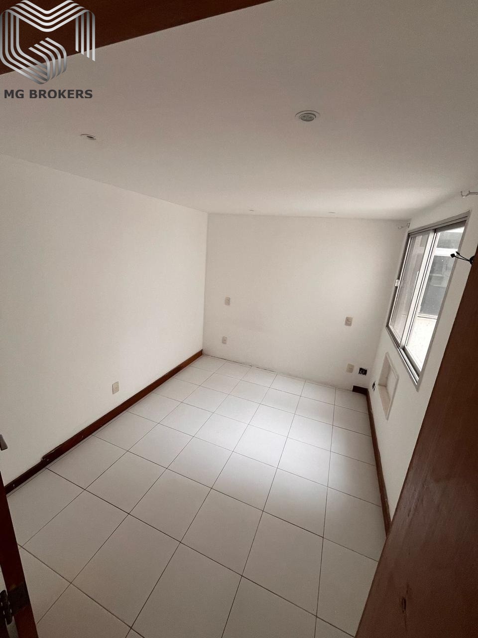 Conheça Foto 01 do imóvel - Apartamento à venda Rua Demosthenes Madureira de Pinho, Recreio dos Bandeirantes, Rio de Janeiro - R$ 1.350.000 - MGB0433 - 12 Foto 01 - 12