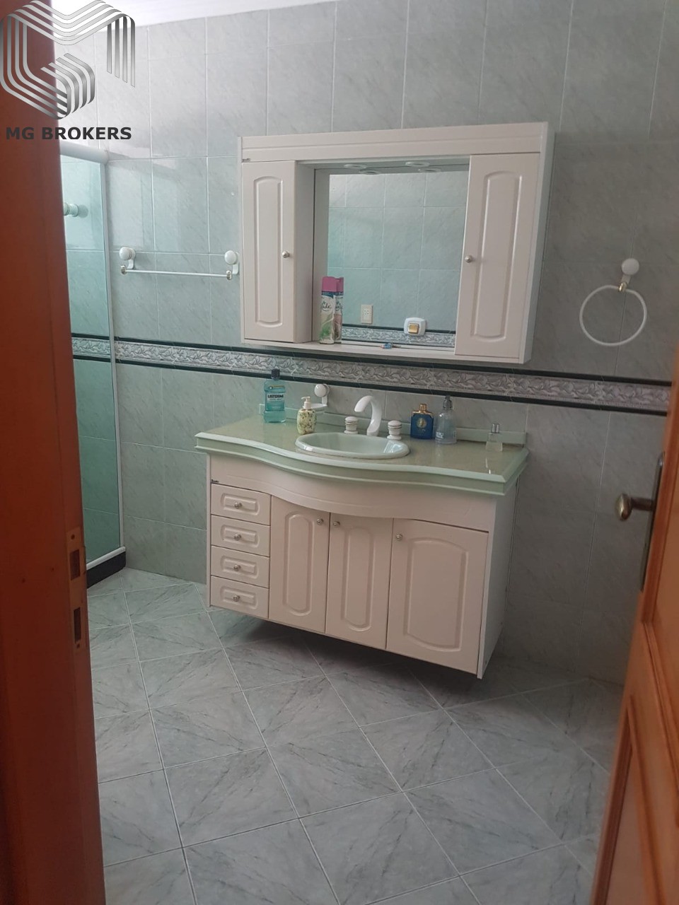 Conheça Foto 01 do imóvel - Casa em Condomínio à venda Rua Frei Jacinto Infantino, Barra da Tijuca, Rio de Janeiro - R$ 3.670.000 - MGB0434 - 18 Foto 01 - 18