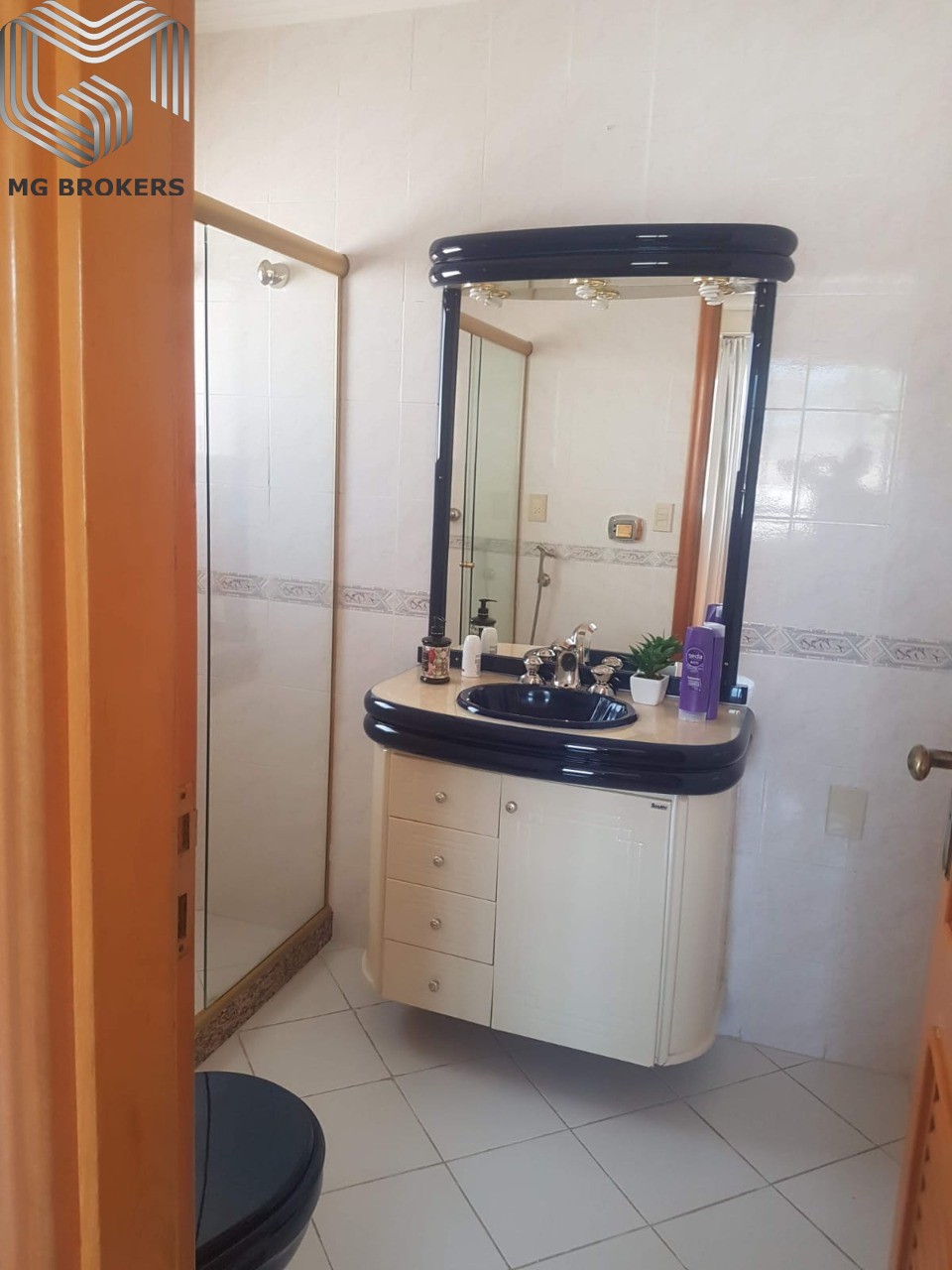 Conheça Foto 01 do imóvel - Casa em Condomínio à venda Rua Frei Jacinto Infantino, Barra da Tijuca, Rio de Janeiro - R$ 3.670.000 - MGB0434 - 19 Foto 01 - 19