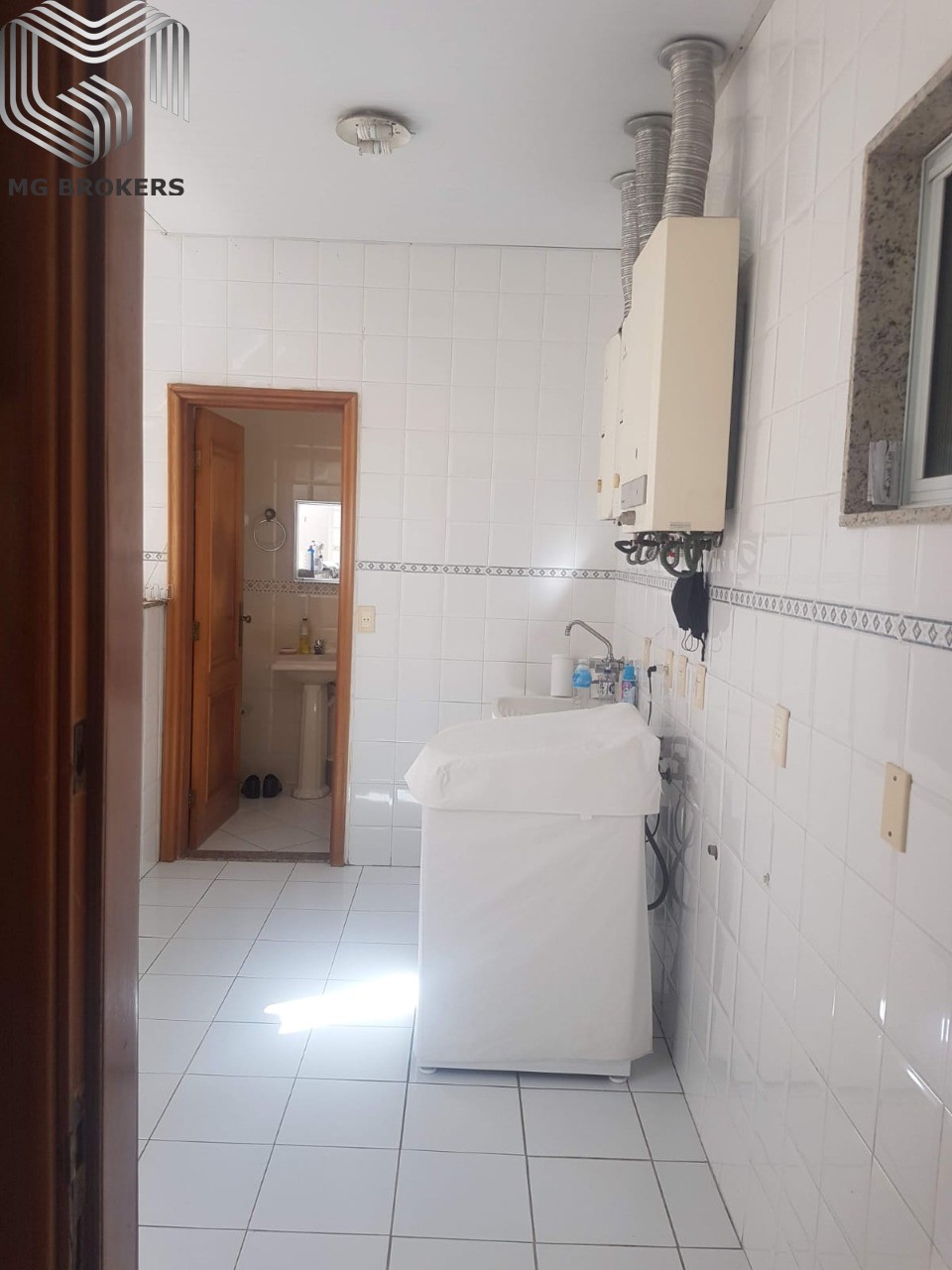 Conheça Foto 01 do imóvel - Casa em Condomínio à venda Rua Frei Jacinto Infantino, Barra da Tijuca, Rio de Janeiro - R$ 3.670.000 - MGB0434 - 23 Foto 01 - 23