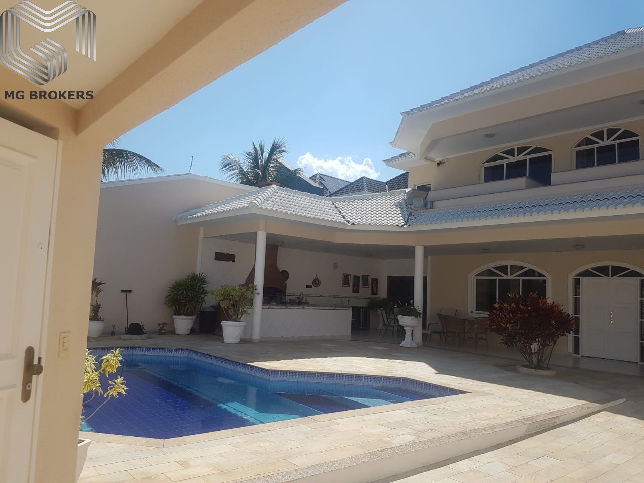 Conheça Foto 01 do imóvel - Casa em Condomínio à venda Rua Frei Jacinto Infantino, Barra da Tijuca, Rio de Janeiro - R$ 3.670.000 - MGB0434 - 4 Foto 01 - 4