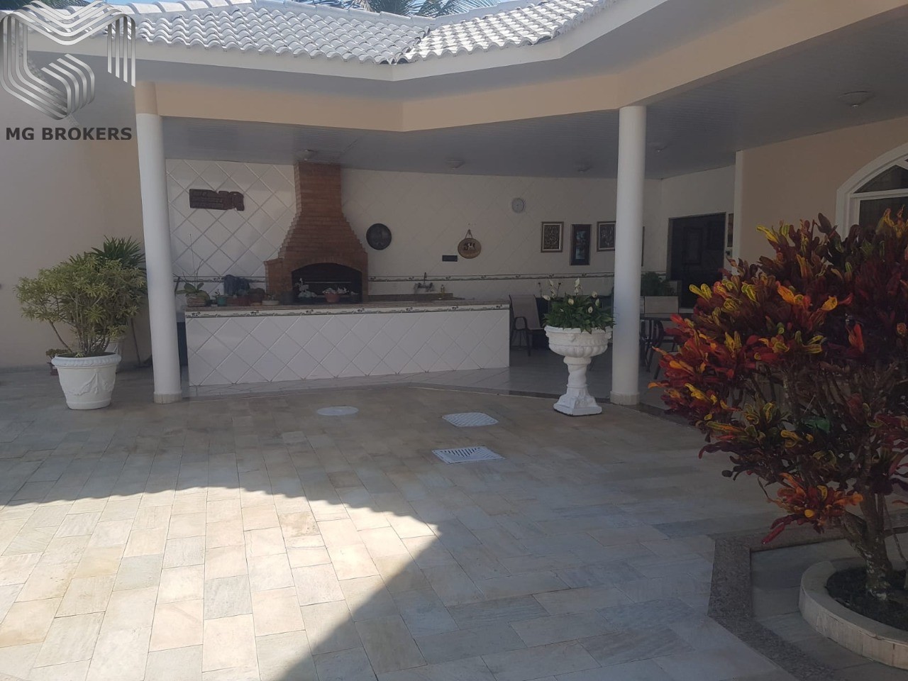 Conheça Foto 01 do imóvel - Casa em Condomínio à venda Rua Frei Jacinto Infantino, Barra da Tijuca, Rio de Janeiro - R$ 3.670.000 - MGB0434 - 6 Foto 01 - 6