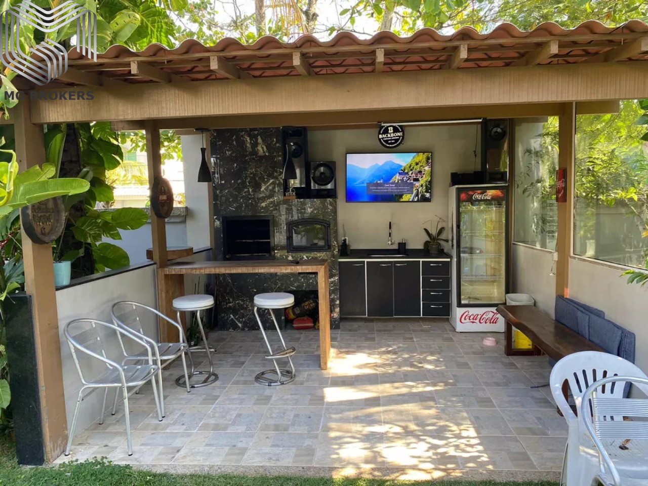 Conheça Foto 01 do imóvel - Casa em Condomínio à venda Rua Eduardo Collier Filho, Recreio dos Bandeirantes, Rio de Janeiro - R$ 3.700.000 - MGB0437 - 6 Foto 01 - 6