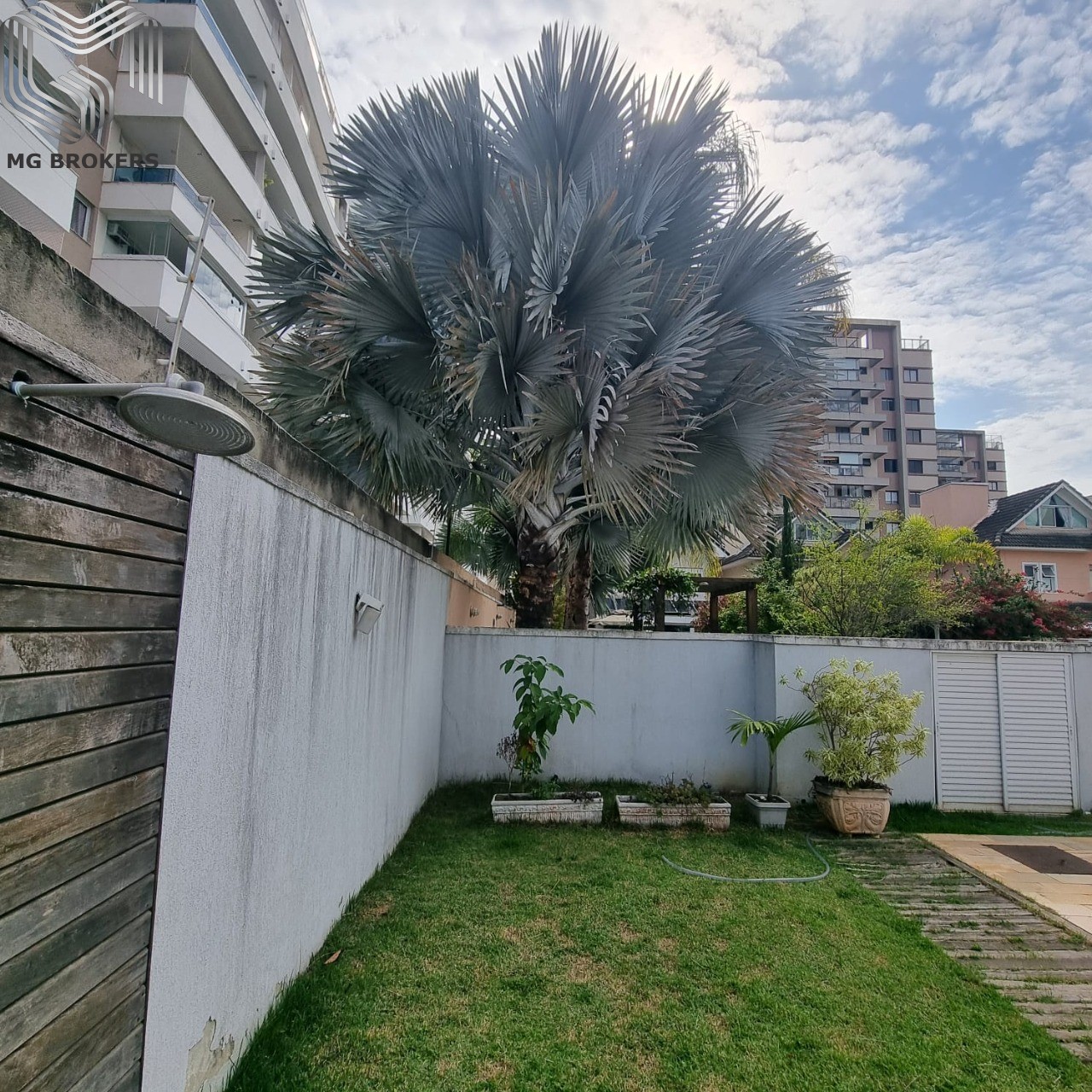 Conheça JARDIM FRONTAL do imóvel - Casa à venda Avenida Tim Maia, Recreio dos Bandeirantes, Rio de Janeiro - R$ 1.700.000 - MGB0461 - 13 JARDIM FRONTAL - 13