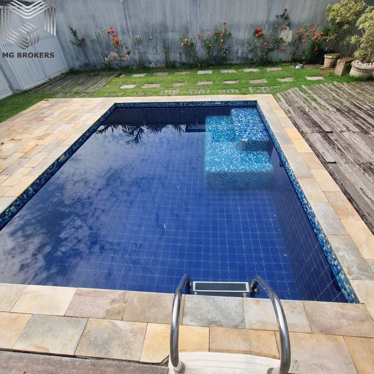 Conheça PISCINA FRONTAL do imóvel - Casa à venda Avenida Tim Maia, Recreio dos Bandeirantes, Rio de Janeiro - R$ 1.700.000 - MGB0461 - 6 PISCINA FRONTAL - 6