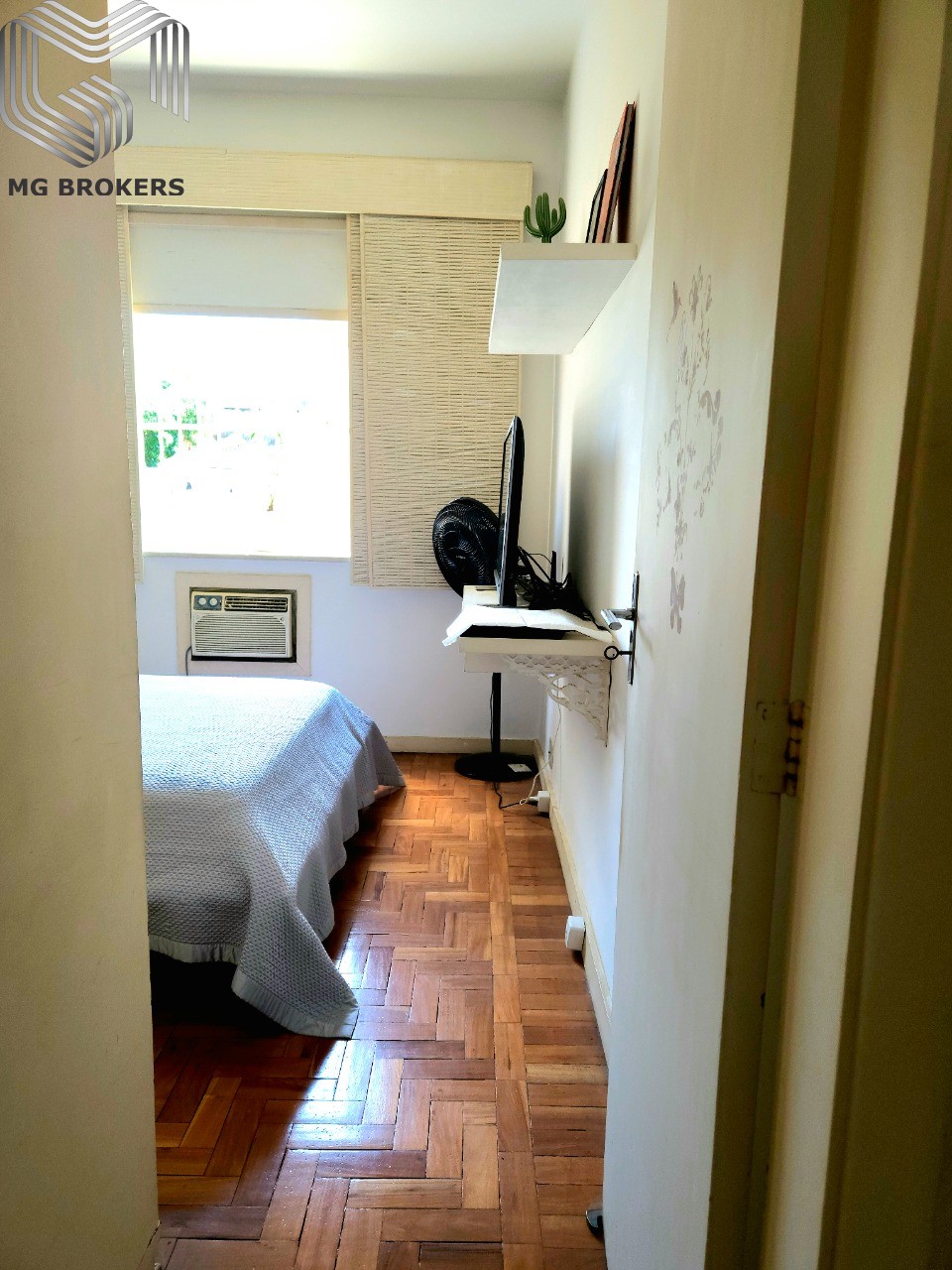Conheça Foto 09 do imóvel - Apartamento à venda Rua Conde de Irajá, Botafogo, Rio de Janeiro - R$ 900.000 - MGB0462 - 9 Foto 09 - 9