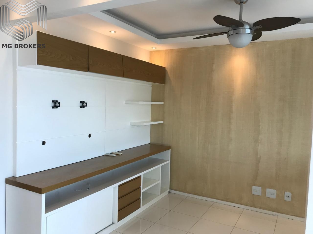 Conheça Foto 08 do imóvel - Apartamento à venda Avenida Embaixador Abelardo Bueno, Barra da Tijuca, Rio de Janeiro - R$ 1.030.000 - MGB0465 - 8 Foto 08 - 8